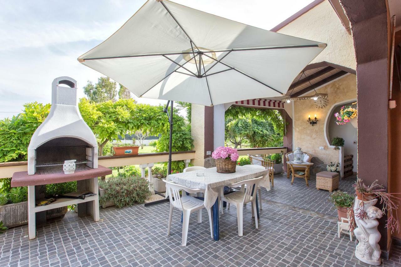 Casa Vacanze La Guzzetta Ranch Canaglia Exterior photo
