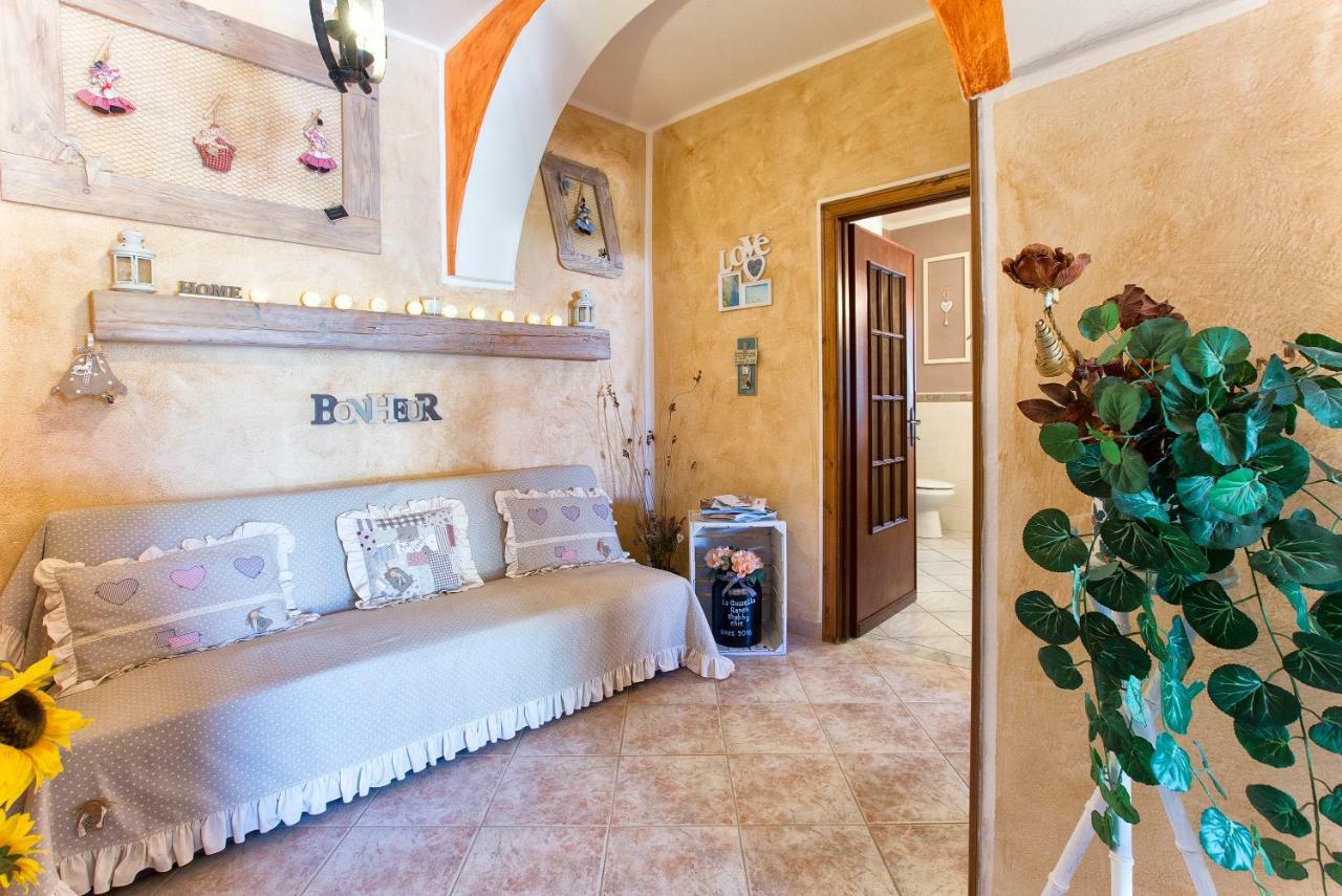Casa Vacanze La Guzzetta Ranch Canaglia Exterior photo