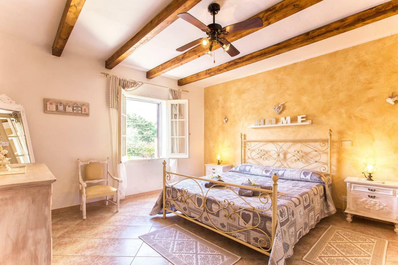 Casa Vacanze La Guzzetta Ranch Canaglia Exterior photo