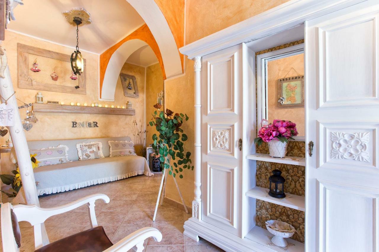 Casa Vacanze La Guzzetta Ranch Canaglia Exterior photo